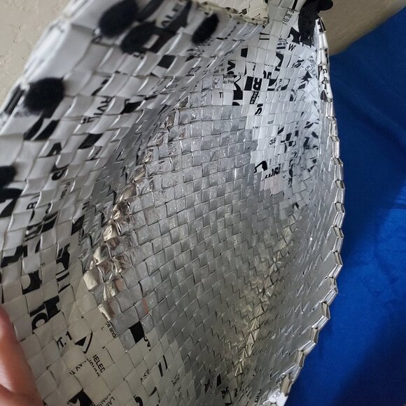 Hand Made braided envelope messenger Bag Made with sustainable recycled … - Picture 10 of 13